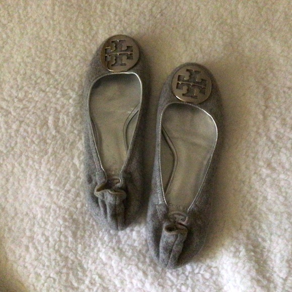 Shoes - Picture 1 of 3